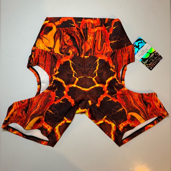 Volcano Biker Rave/ Festival Shorts w/Cut Out - Picture 3 of 7